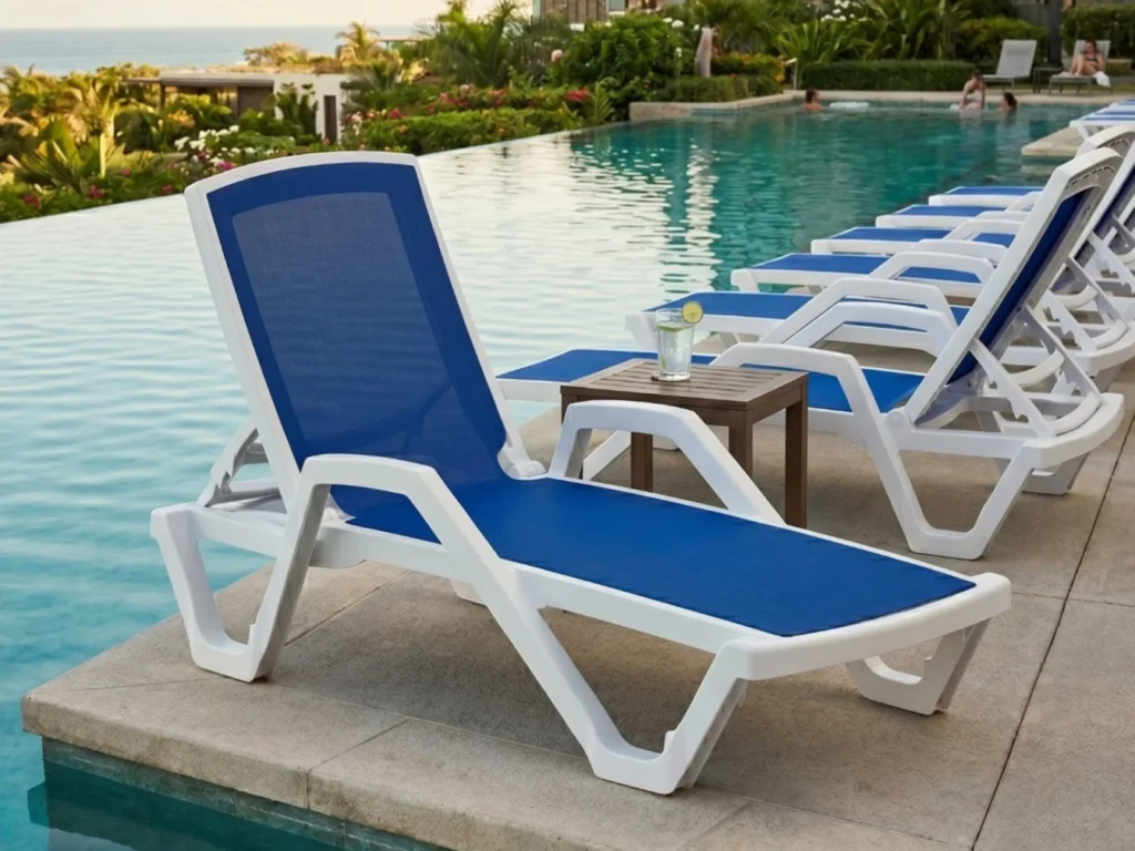 Kunststoff-Sonnenliegen für Hotel, Pool und Strand