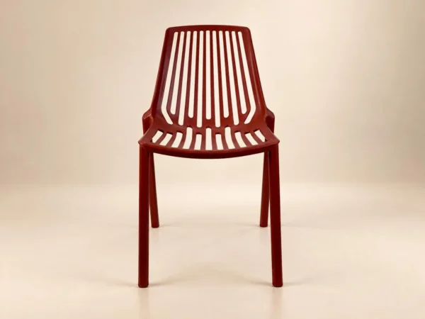 Modus resin chair in terracotta red – Trend Concept