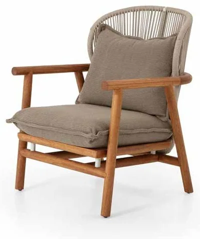 Zanetta Lipari outdoor lounge chair for hotel terraces and pool decks